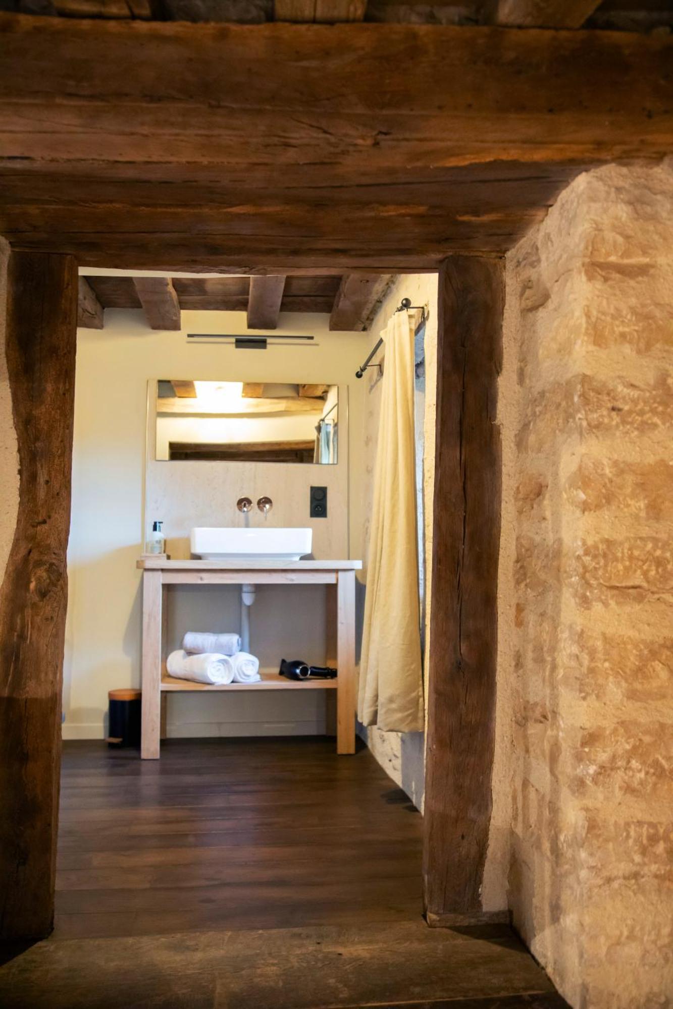 Chateauneuf Suites